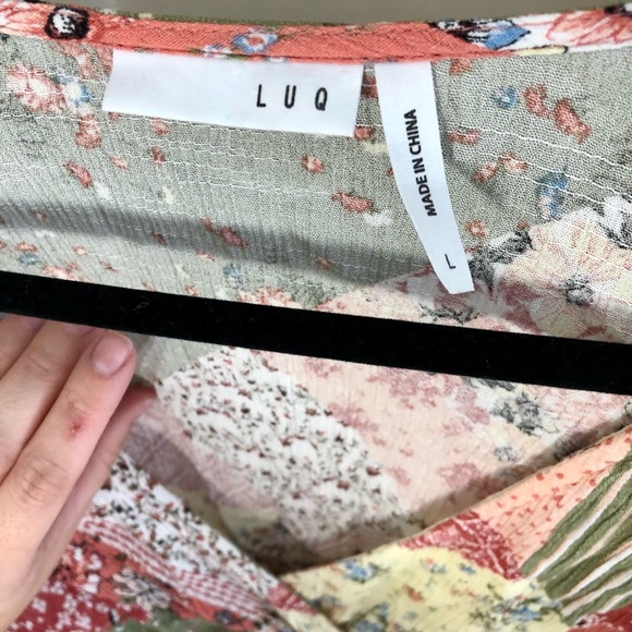 LUQ Ramona Peplum Top Sz Large(FITS LIKE MEDIUM!!) - Picture 8 of 9